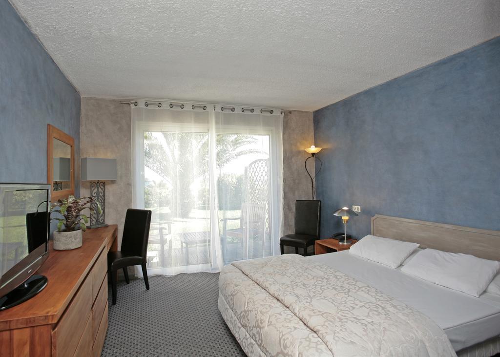 Hotel Pineto Бигулья Экстерьер фото